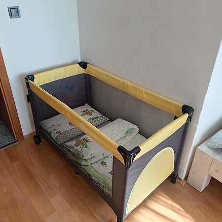 Apartment Cervena Cesta
