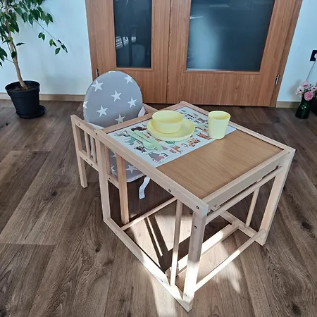 شقة Cervena Cesta *