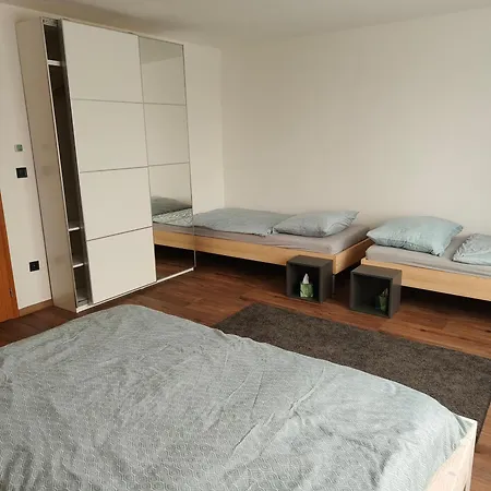 Apartment Cervena Cesta *
