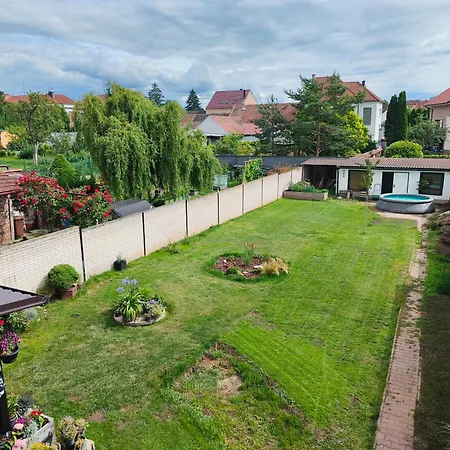 Cervena Cesta Kunovice